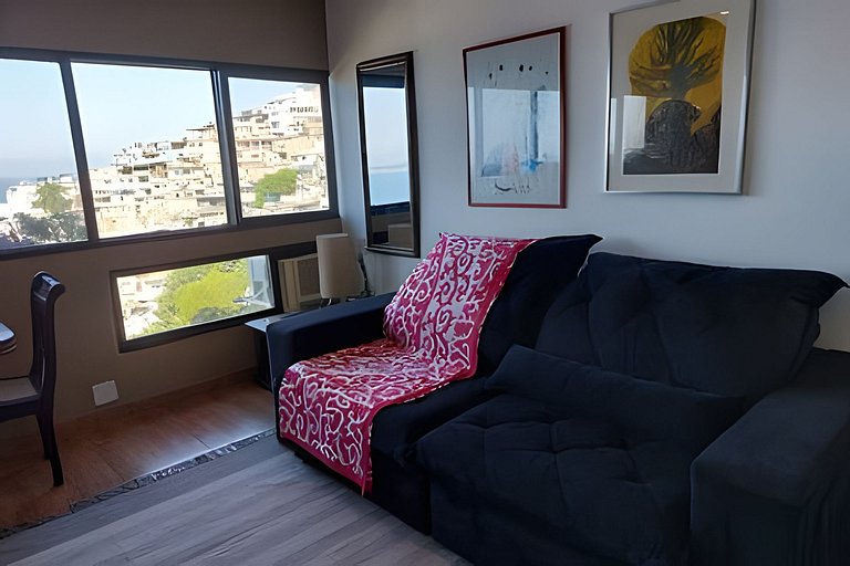 Vidigal, frente para o mar, garagem e 2 quartos