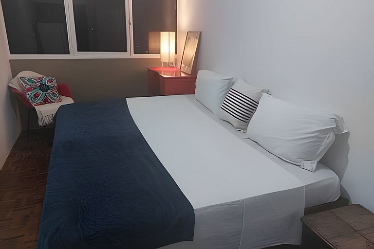 Vidigal, frente para o mar, garagem e 2 quartos