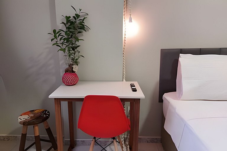 Estilo Copacabana, Praia a 150m, 4 pessoas