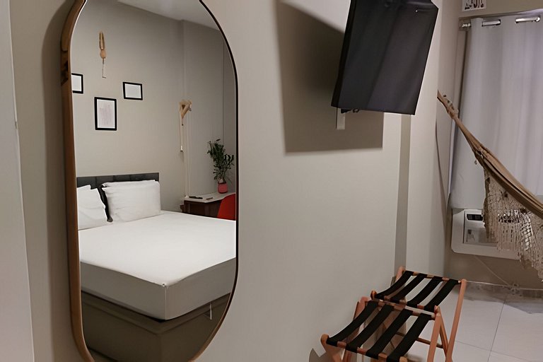 Estilo Copacabana, Praia a 150m, 4 pessoas