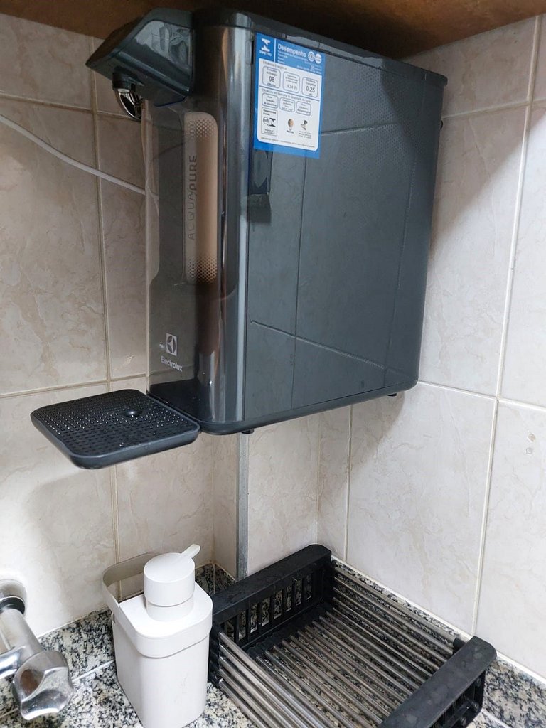 Estilo Copacabana, Praia a 150m, 4 pessoas