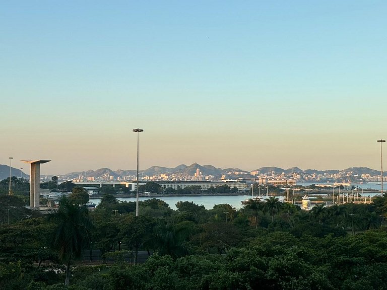 Vista incrível com 2 quartos (1 suíte) na Gloria