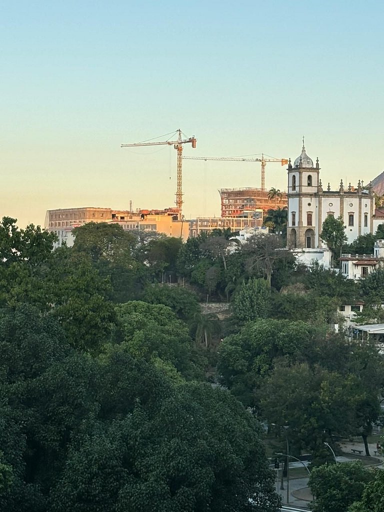 Vista incrível com 2 quartos (1 suíte) na Gloria