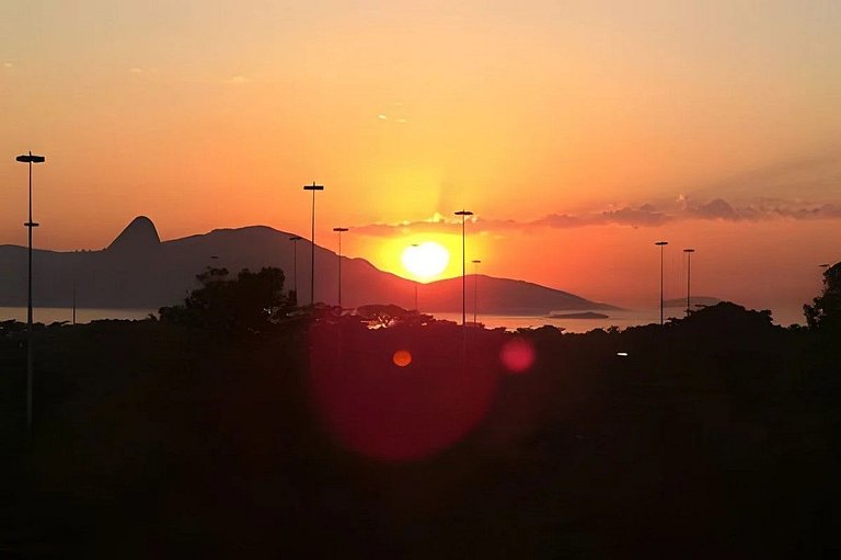 Vista incrível com 2 quartos (1 suíte) na Gloria