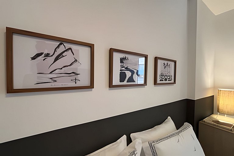 Flat com Garagem, piscina , praia