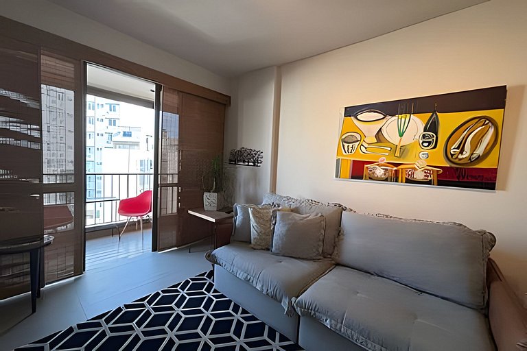 Leblon flat, piscina, garagem, 2 quadras praia