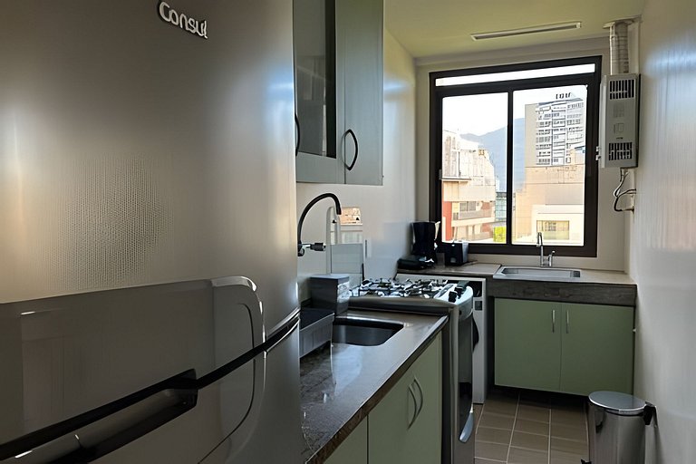 APART HOTEL, Leblon, 2 quadras da praia