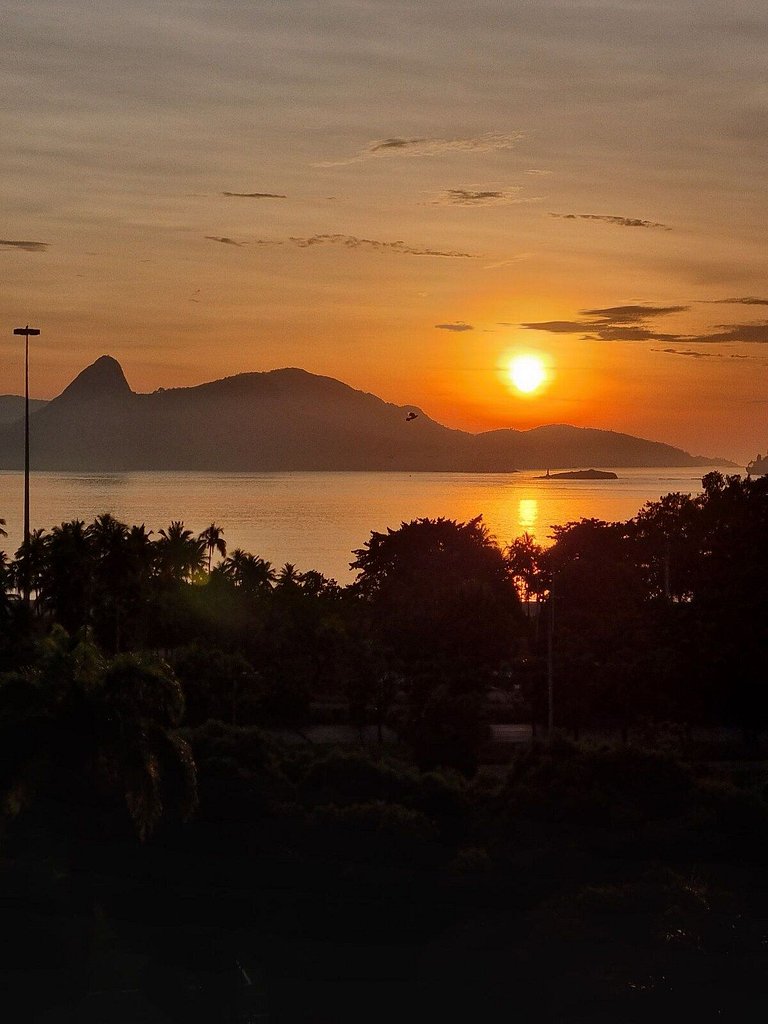 Vista incrível com 2 quartos (1 suíte) na Gloria
