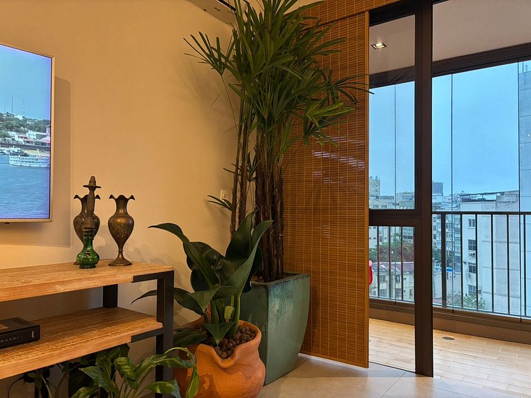 Leblon flat, piscina, garagem, 2 quadras praia