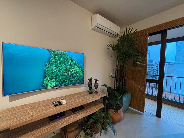 Leblon flat, piscina, garagem, 2 quadras praia