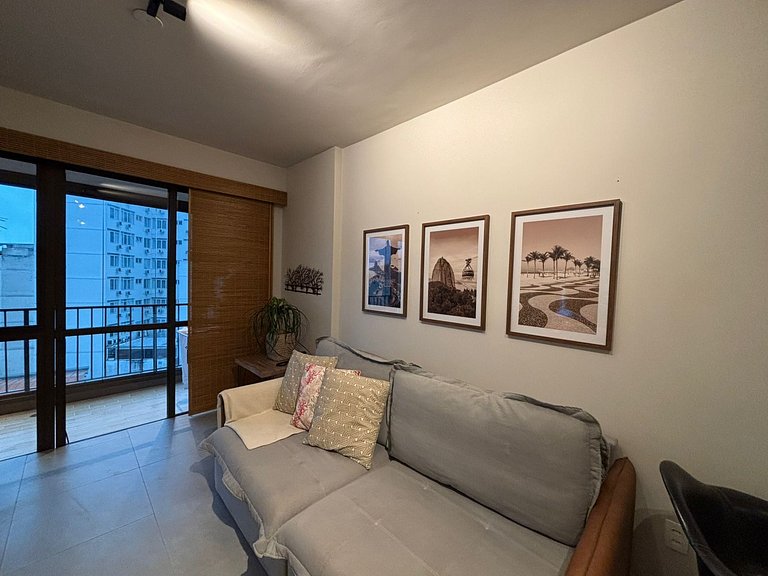 Leblon flat, piscina, garagem, 2 quadras praia