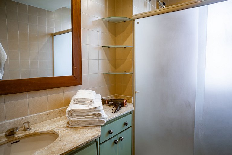APART HOTEL, Leblon, 2 quadras da praia