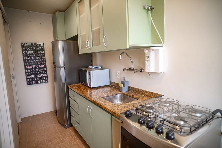 APART HOTEL, Leblon, 2 quadras da praia